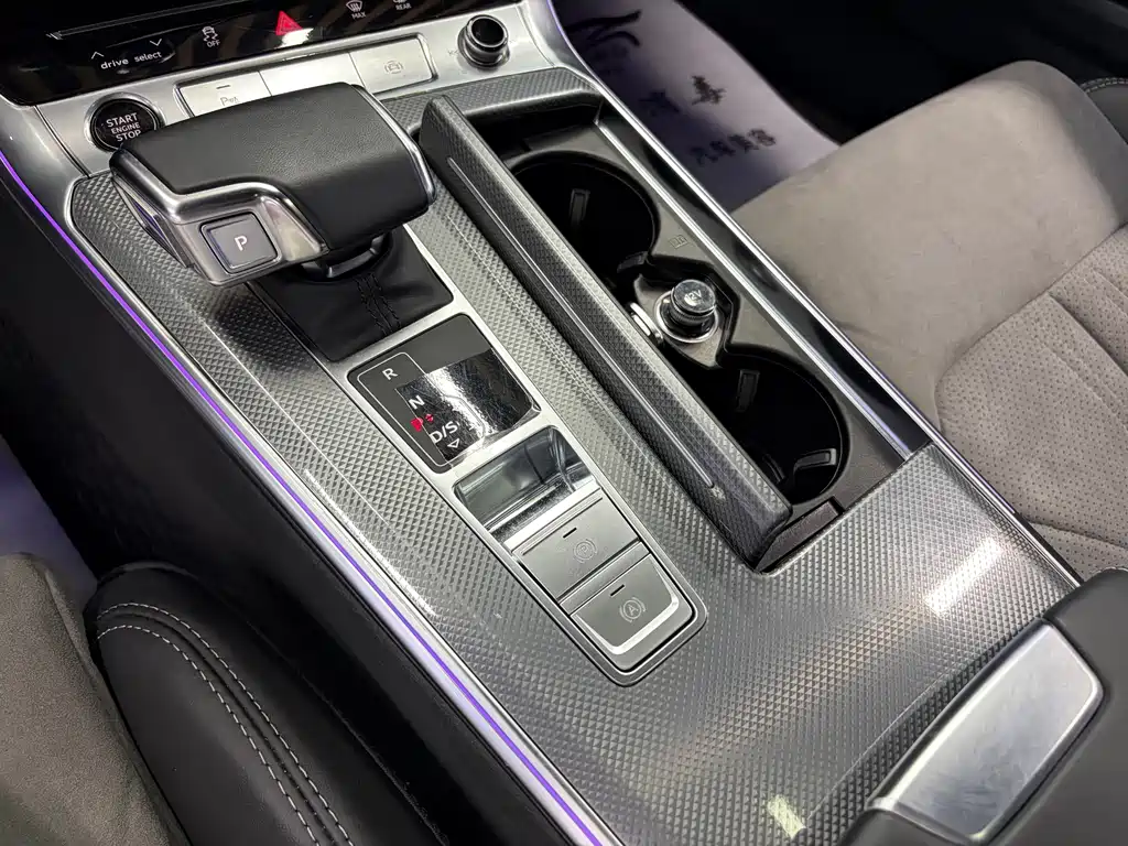 Audi A6L 2023 — фото 13
