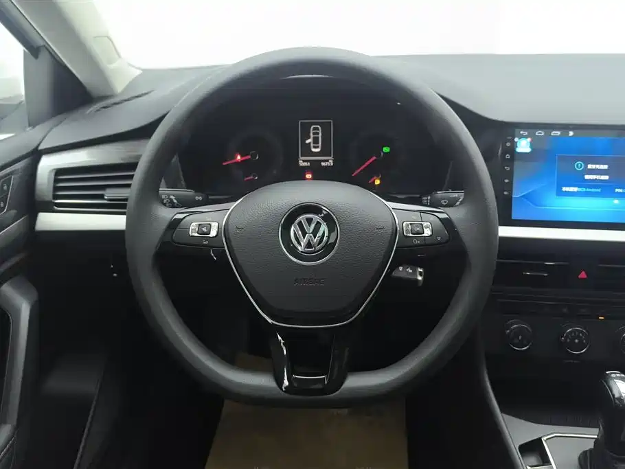 Volkswagen Lavida 2019 — фото 15