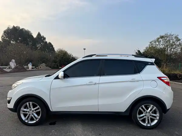 Changan CS35 2016