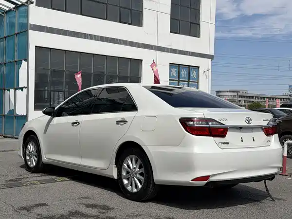 Toyota Camry 2016