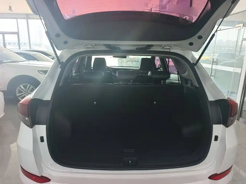 Hyundai Tucson 2016 — фото 19