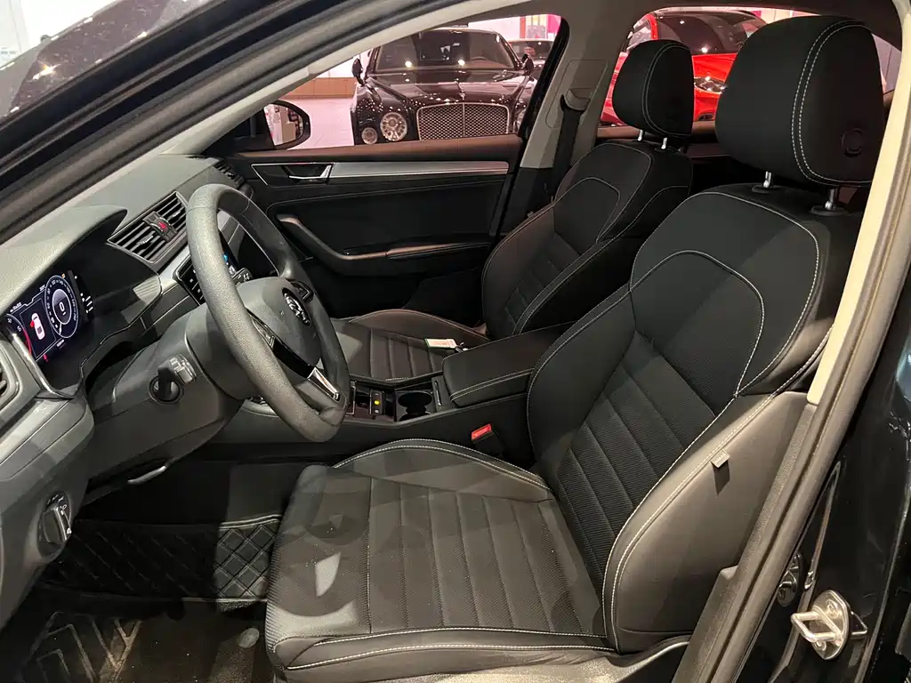Skoda Superb 2023
