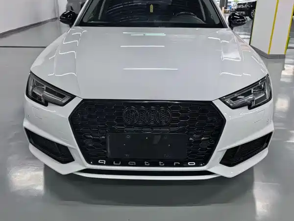 Audi A4L 2018