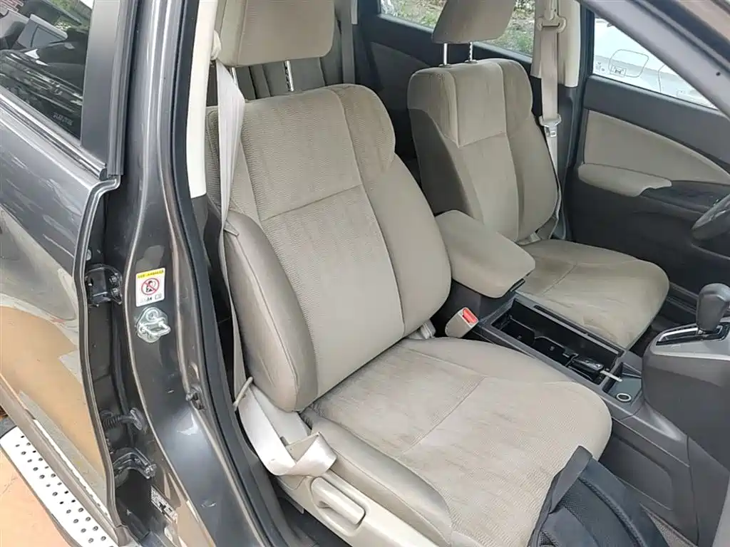 Honda CR-V 2015 — фото 25