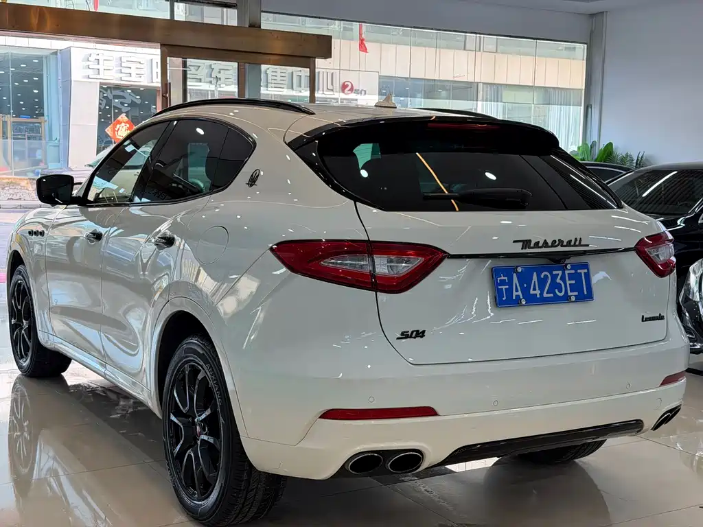 Maserati Levante 2017 — фото 5