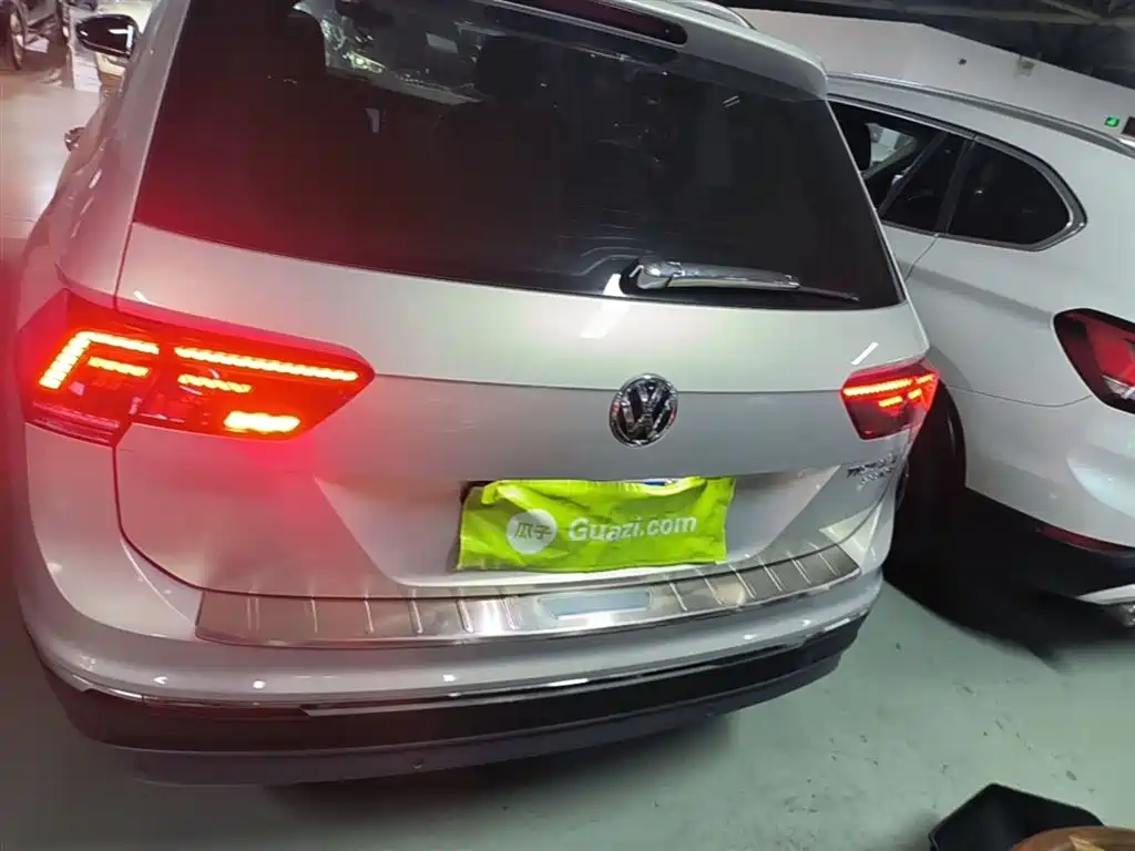 Volkswagen Tiguan L 2018 — фото 6