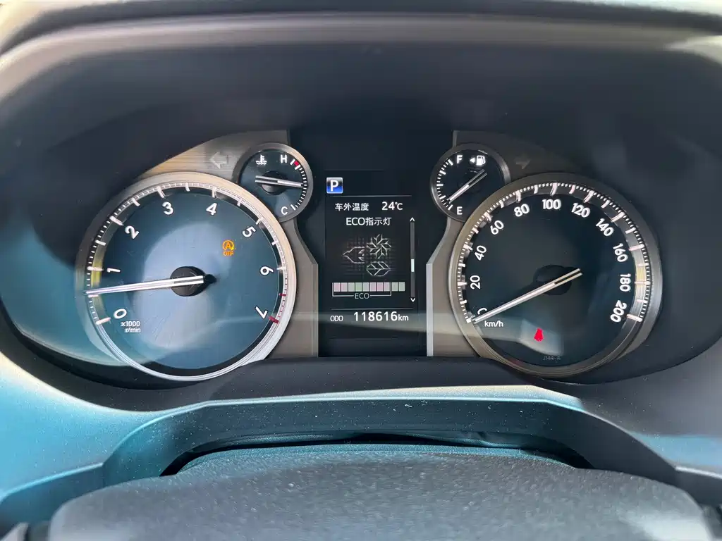 Toyota Prado 2018 — фото 15