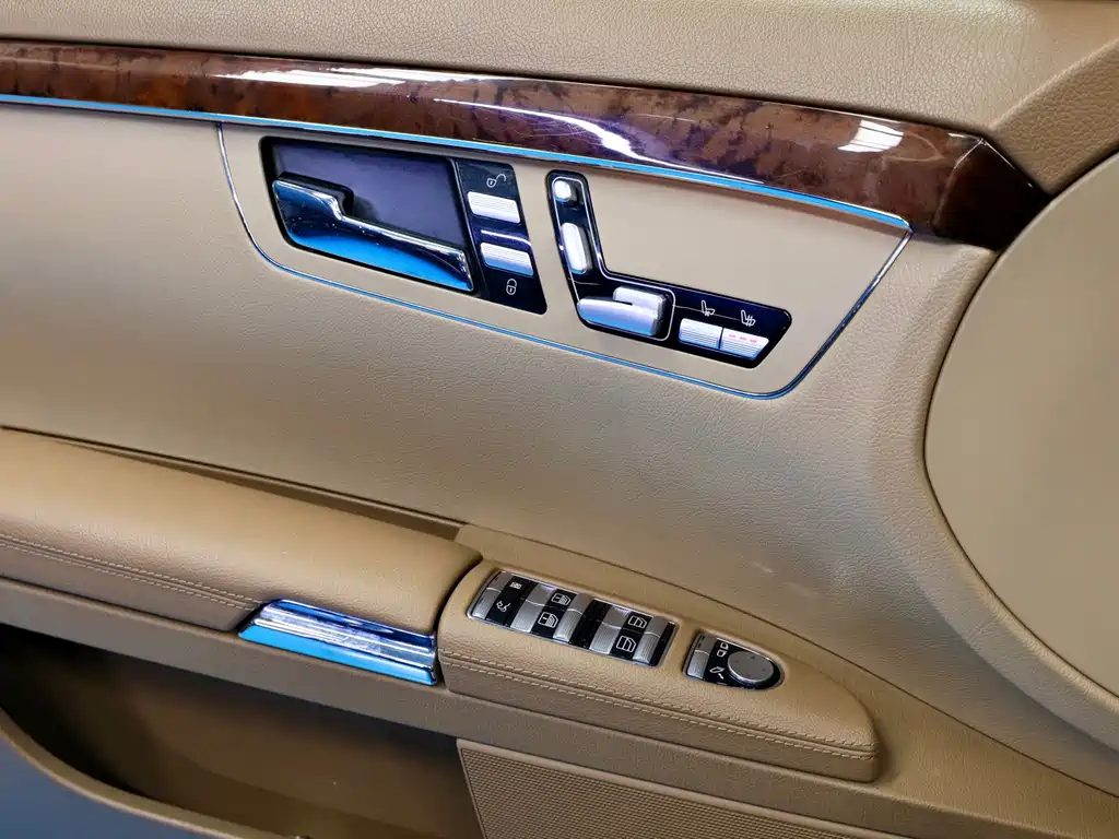 Mercedes-Benz S-Class 2008 — фото 22