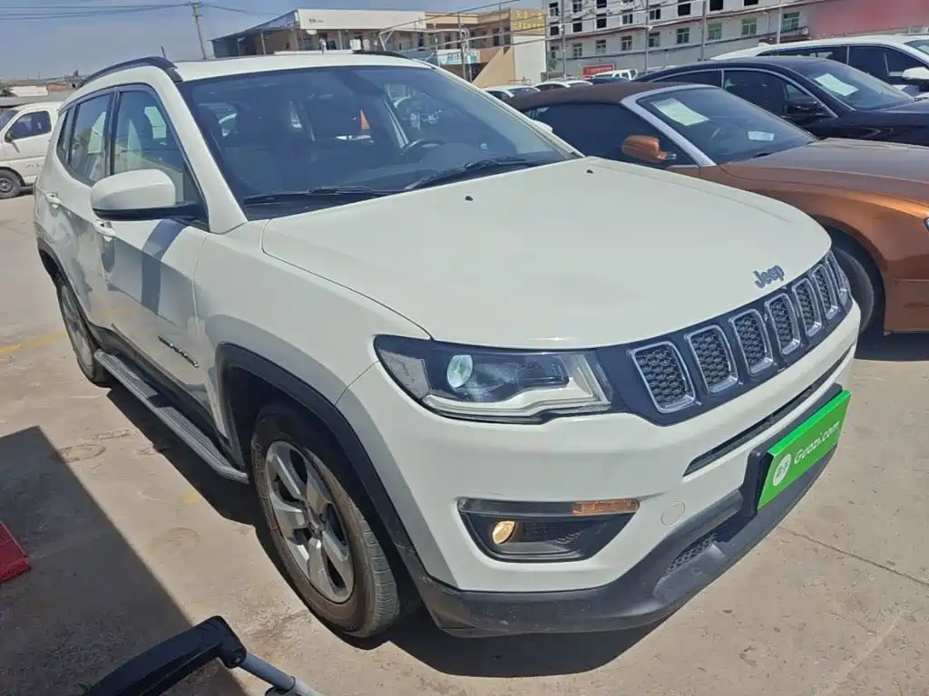Jeep Compass 2018 — фото 4