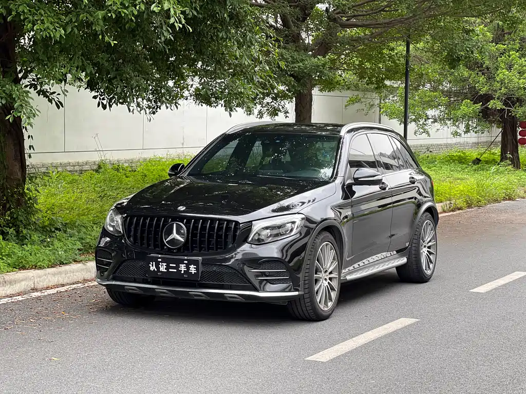 Mercedes-Benz GLC AMG 2019 — фото 1