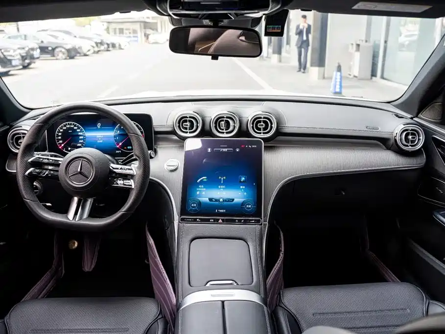 Mercedes-Benz C-Class 2022 — фото 17