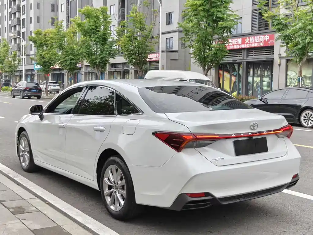 Toyota Avalon 2024