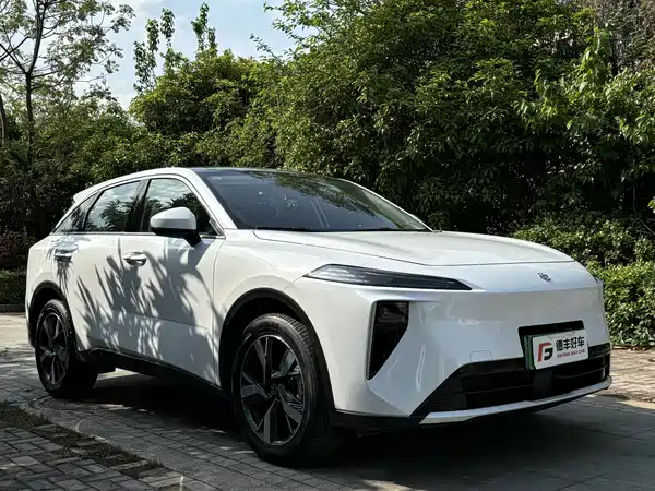 Venucia Big V Dd-I 2025