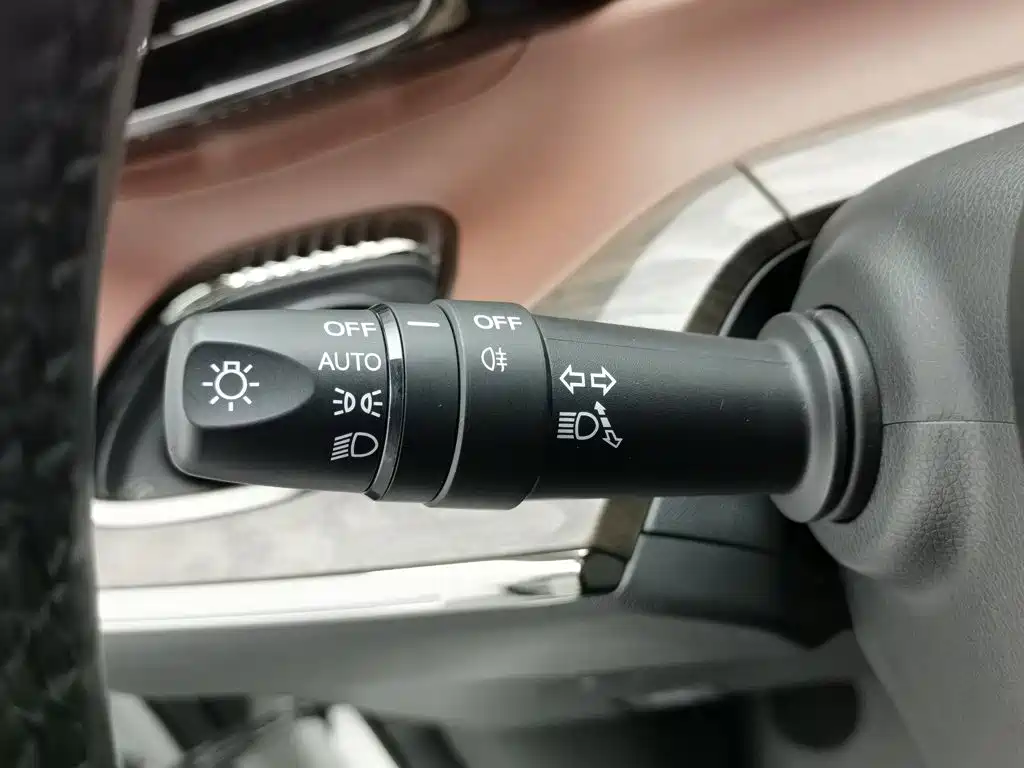 GAC Trumpchi E8 PHEV 2025 — фото 21