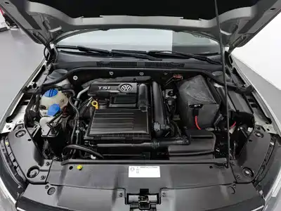 Volkswagen Sagitar 2018