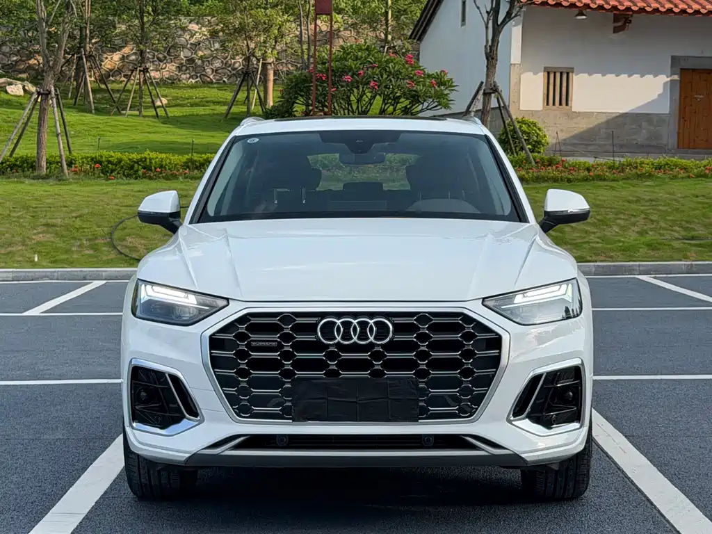 Audi Q5L 2022 — фото 2