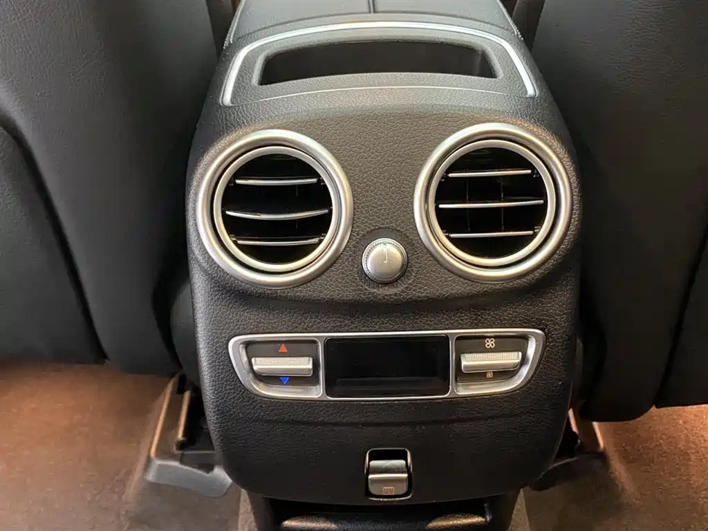 Mercedes-Benz GLC 2023 — фото 28