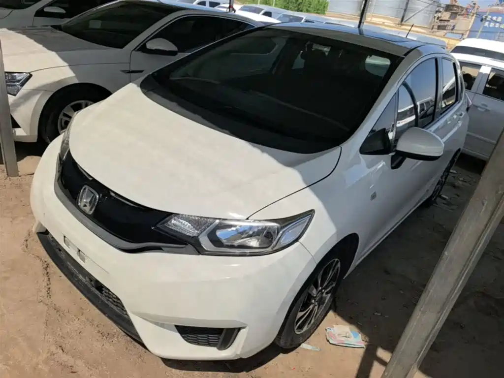 Honda Fit 2017 — фото 2