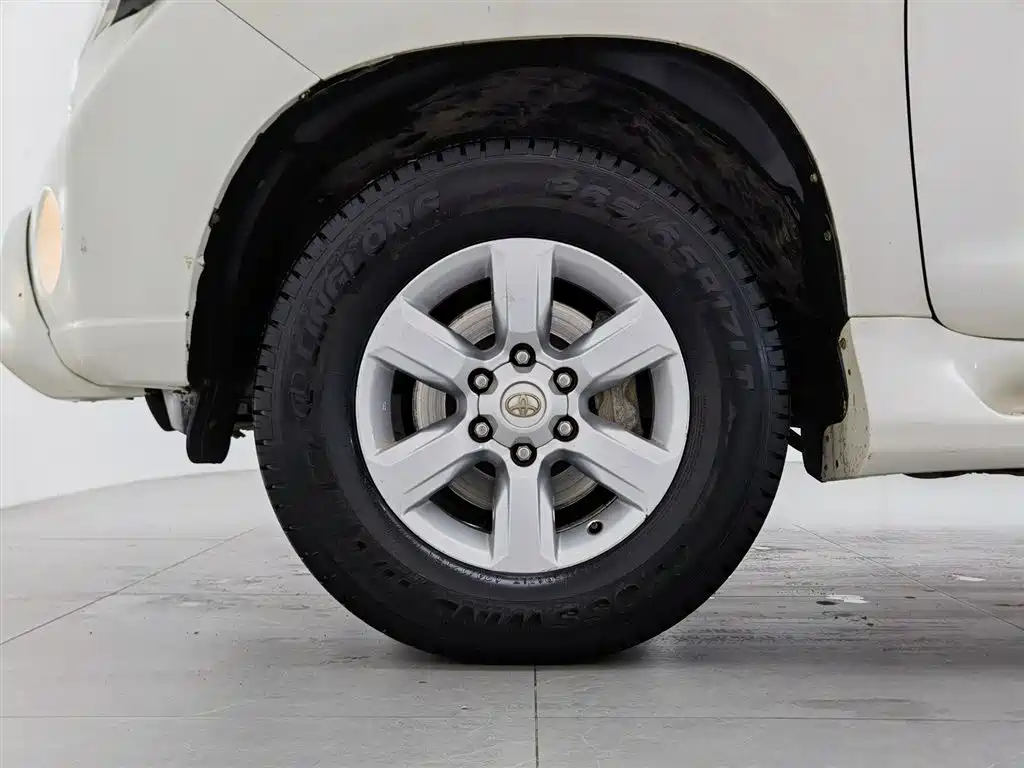 Toyota Prado 2015 — фото 17