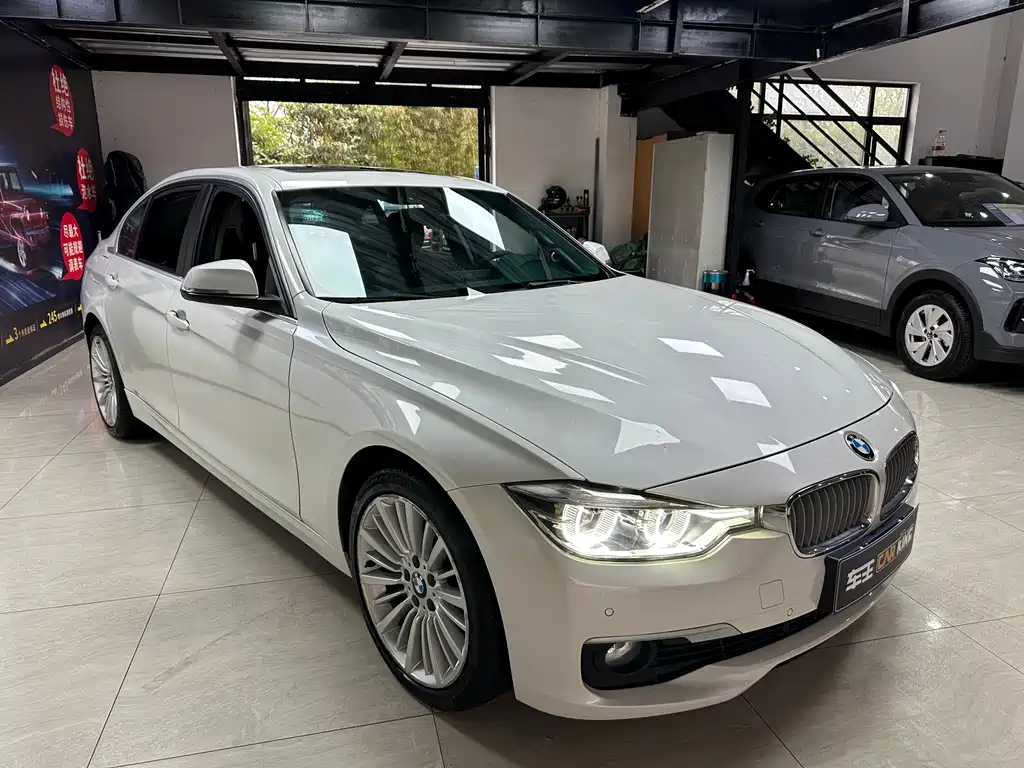 BMW 3 Series 2018 — фото 3
