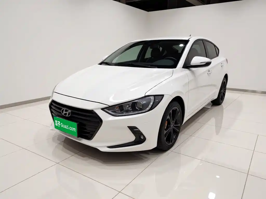 Hyundai Elantra 2019