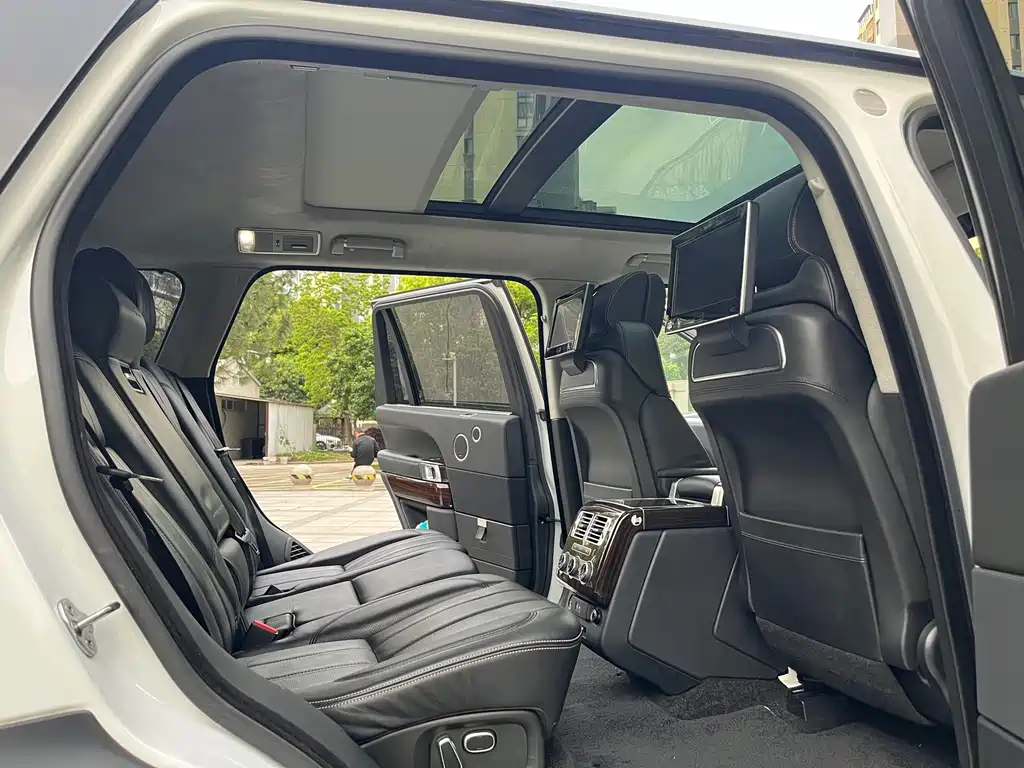 Land Rover Range Rover 2015 — фото 14