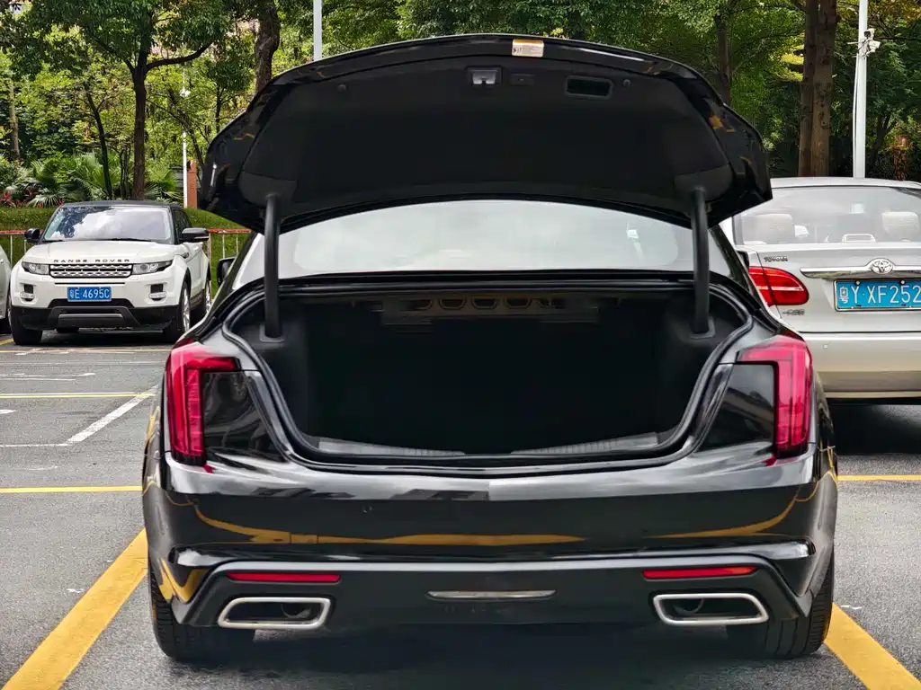 Cadillac CT5 2023 — фото 7