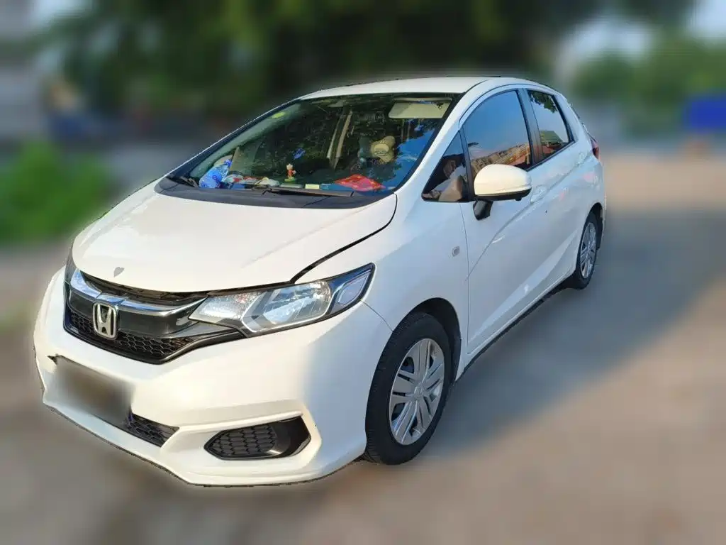 Honda Fit 2018 — фото 1