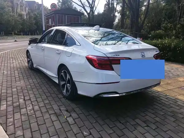 Honda Inspire 2020