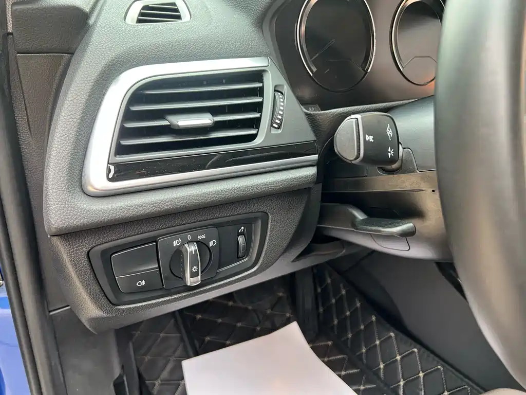 BMW 1 Series 2020 — фото 14
