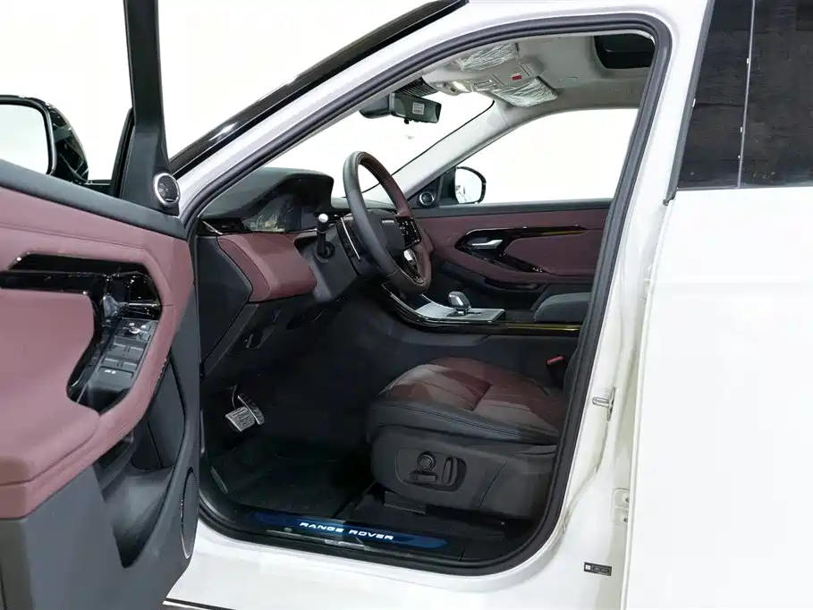 Land Rover Evoque 2026 — фото 15