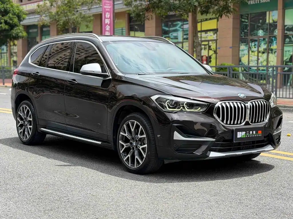 BMW X1 2021 — фото 3