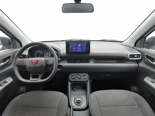 Wuling Hongguang New Energy 2025