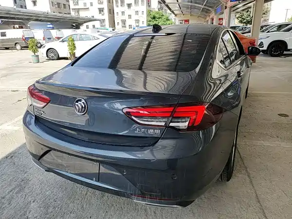 Buick Regal 2020