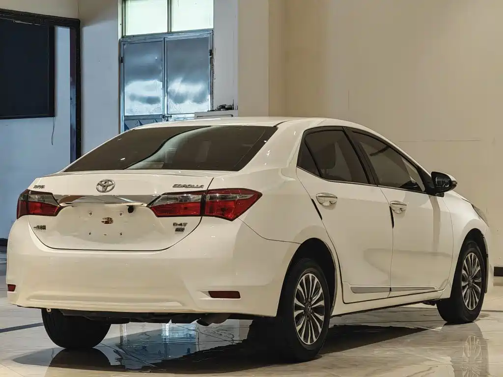 Toyota Corolla 2019 — фото 12
