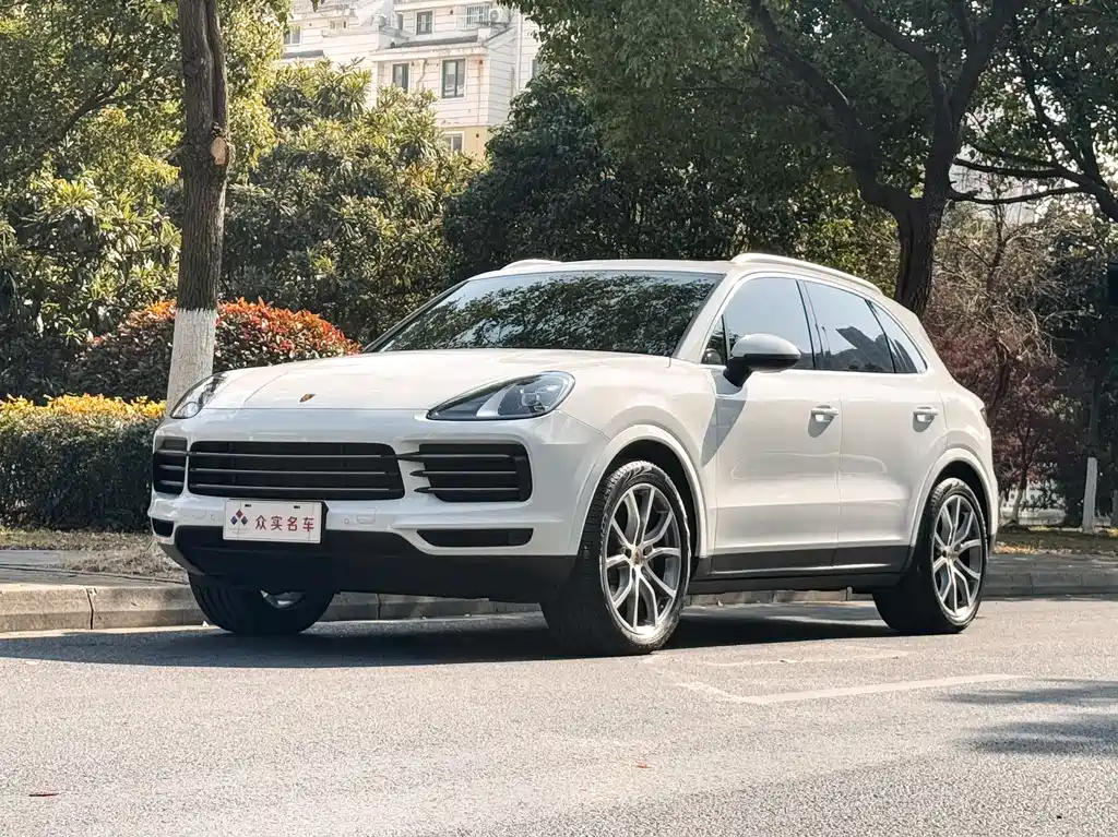 Porsche Cayenne 2023