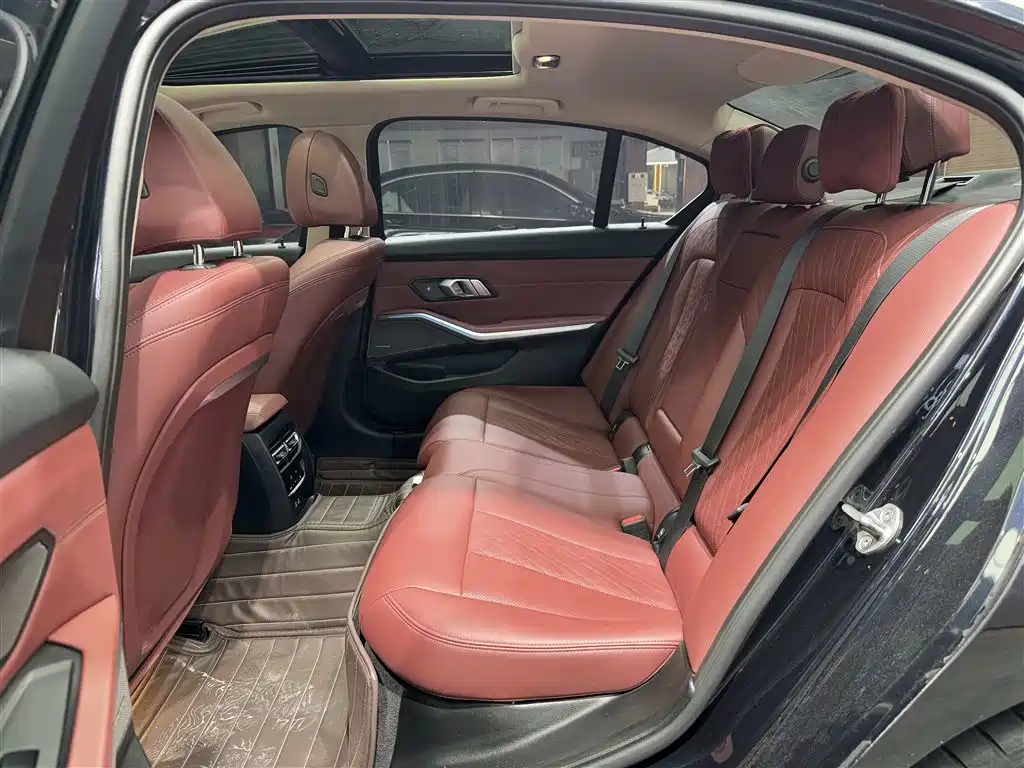BMW 3 Series 2024