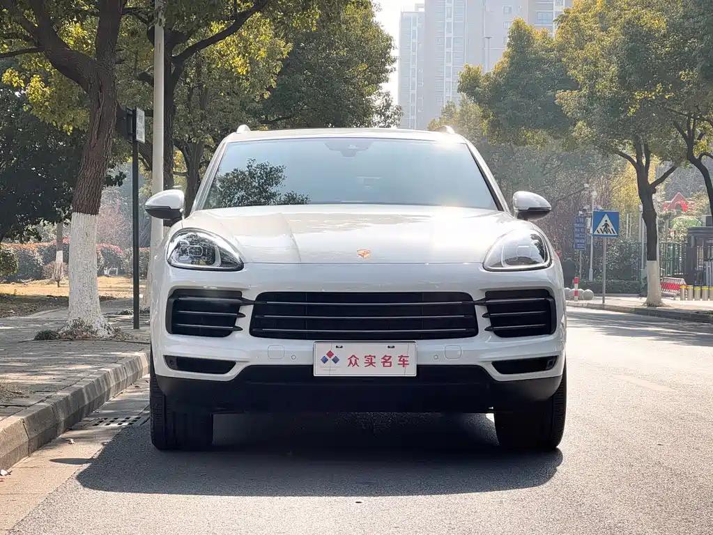 Porsche Cayenne 2023