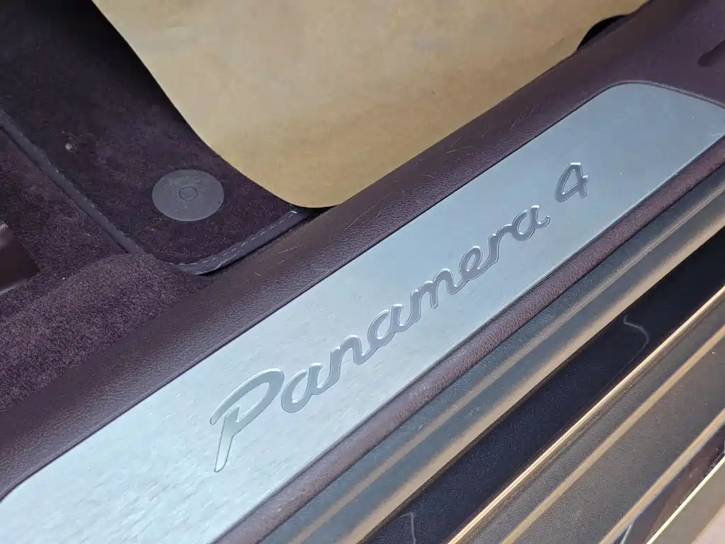 Porsche Panamera 2017 — фото 22
