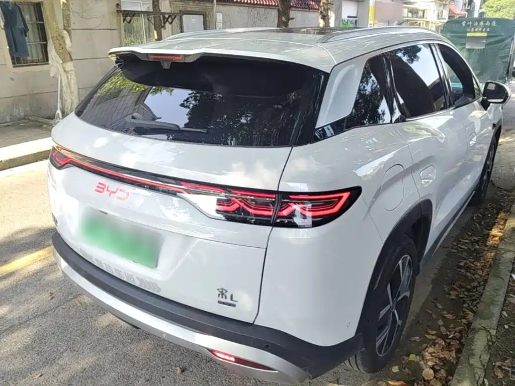 BYD Song L DM-i 2026 — фото 5