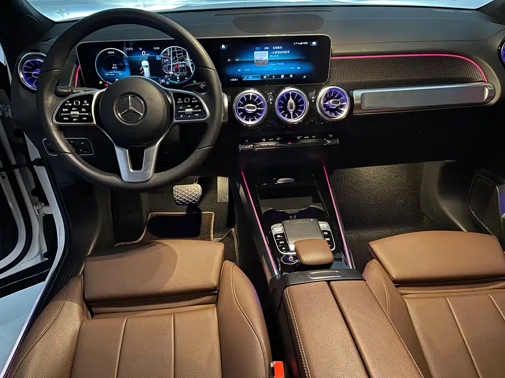 Mercedes-Benz GLB 2020 — фото 18