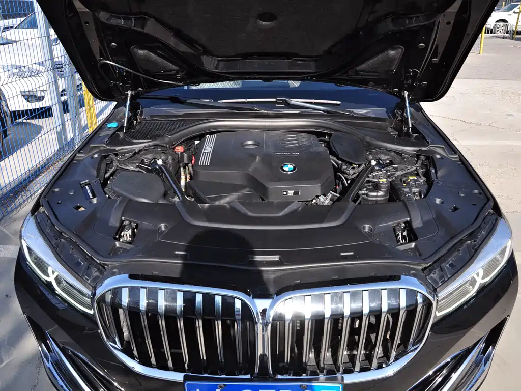 BMW 7 Series 2019 — фото 18