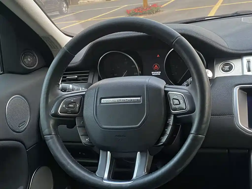 Land Rover Evoque 2016 — фото 22
