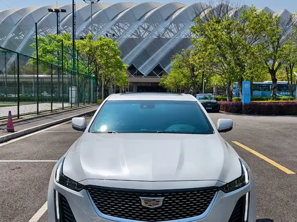 Cadillac CT5 2024 — фото 2