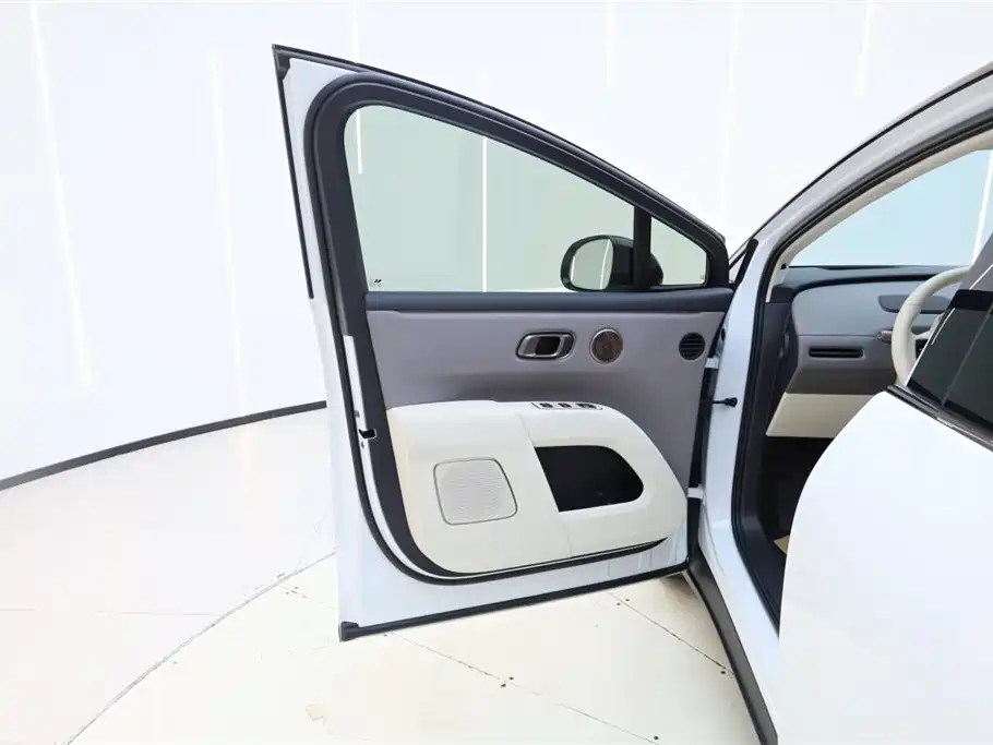 Li Auto i8 2026 — фото 16