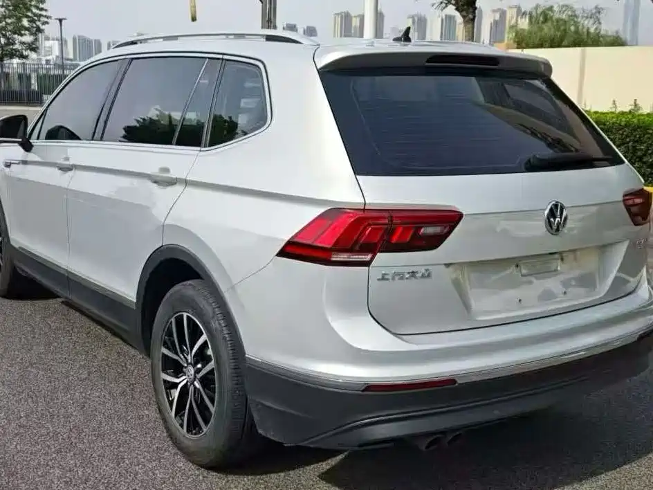 Volkswagen Tiguan L 2019 — фото 4
