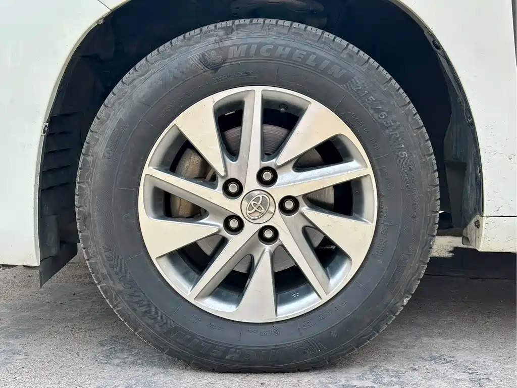 Toyota Alphard 2014 — фото 19