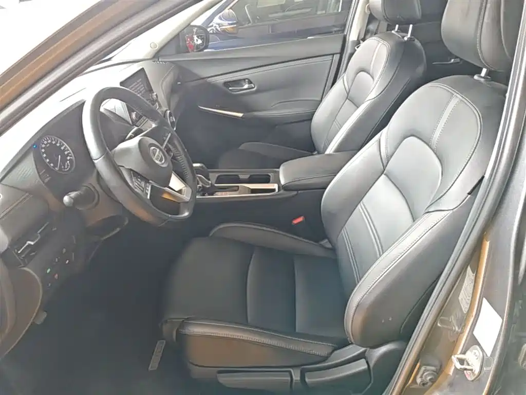 Nissan Sylphy 2020 — фото 15