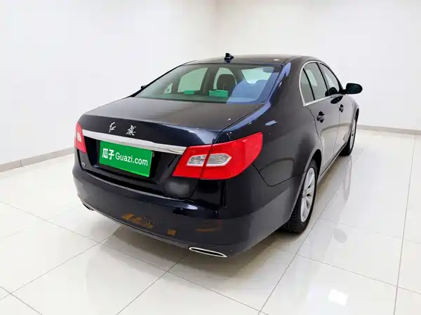 Hongqi H7 2014