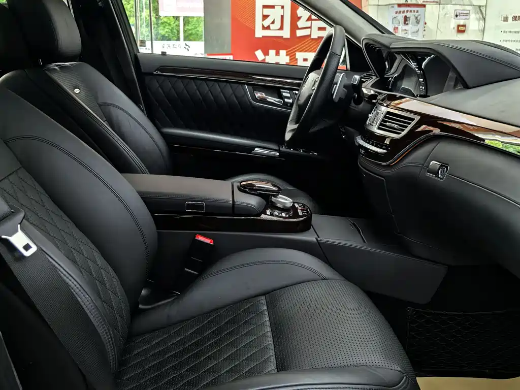 Mercedes-Benz S-Class AMG 2009 — фото 17